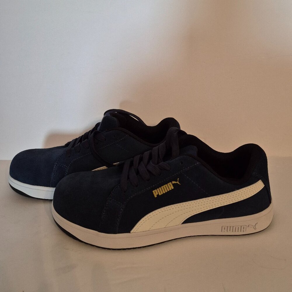 Puma men's hard toe safety shoes, size 10.